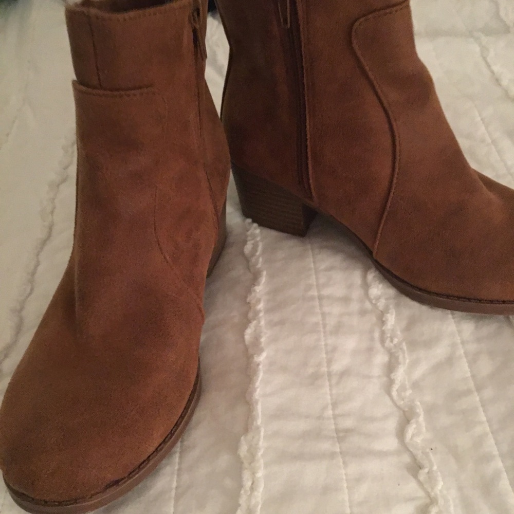 Booties - Picture 6 of 6